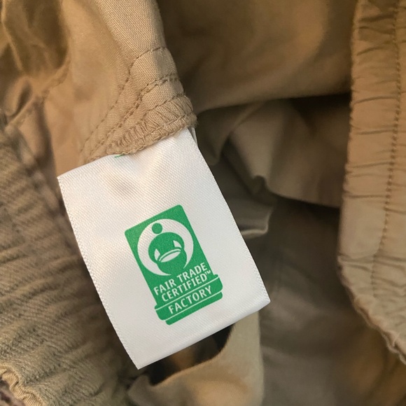 NWT J CREW 6" dock Khaki short medium - Picture 5 of 7